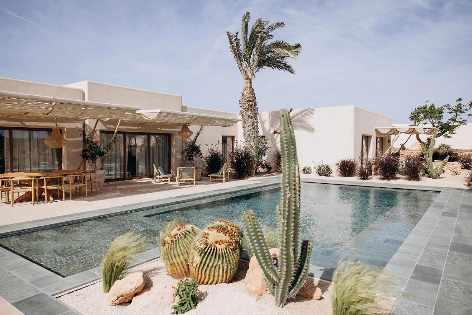 La Linda Villa Tias