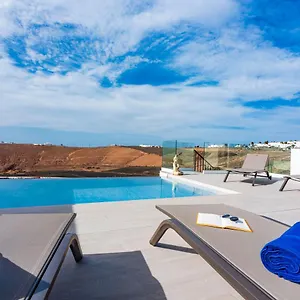  Villa Papaya